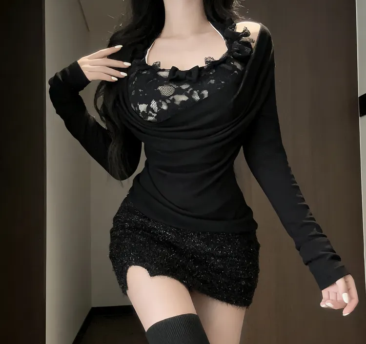 iqcq辣妹风设计感荡领修身打底衫女带胸垫蕾丝挂脖吊带包臀裙套装