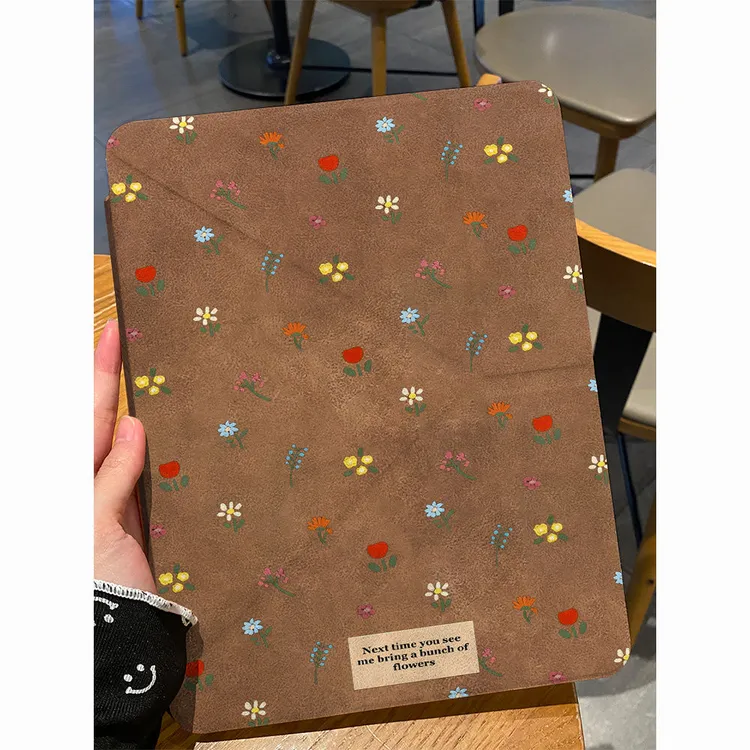 妙品咖色碎花适用苹果iPadA16 2025平板保护套iPad11笔槽iPad10壳