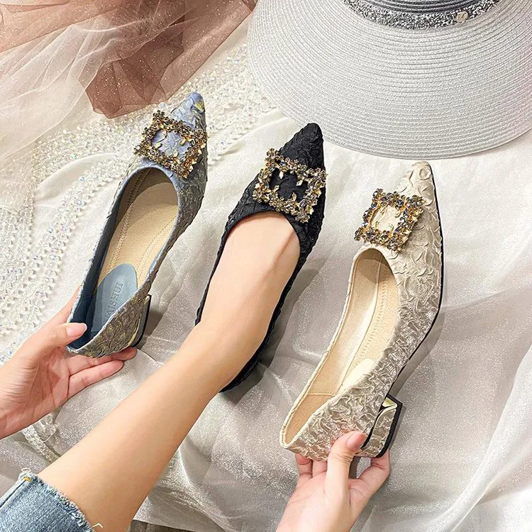 【法国Youtina&Shoes品牌正品】年新款蓝色绸缎布水钻扣女鞋尖头