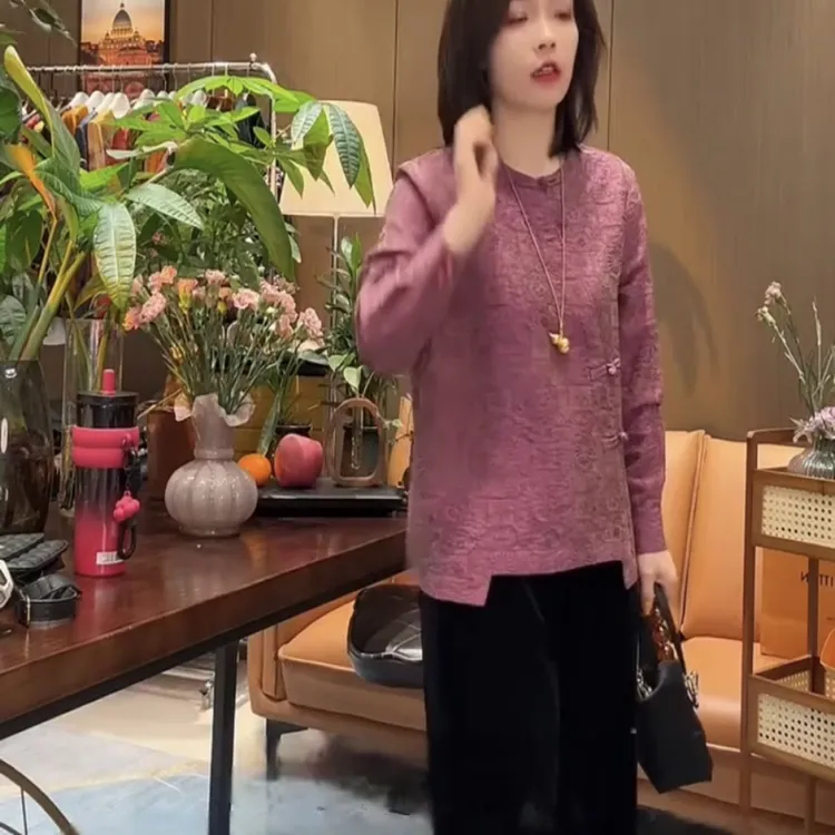 早秋新款新中式国风女士长袖祥云图腾上衣