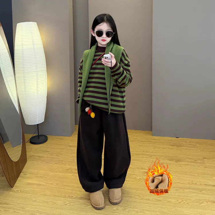 女童2025新款儿童秋冬季韩系时尚条纹时尚毛衣糯米绒加绒卫裤套装