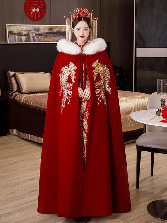 冬季汉服毛披肩加厚秀禾服披风中国风加绒结婚新娘斗篷女红色长款
