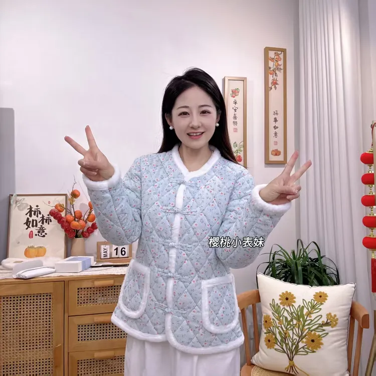2025棉服女外套印花常规款棉衣宽松型圆领长袖秋冬