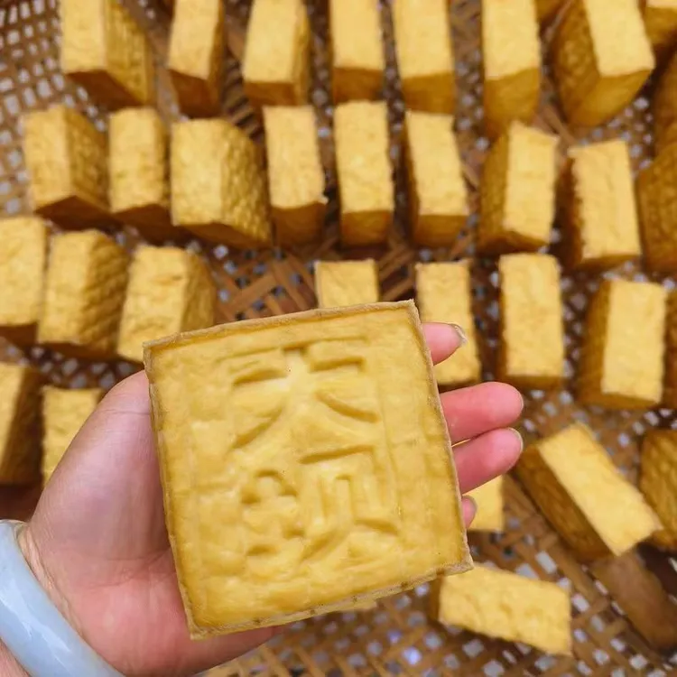 手工湖南武冈特产大坝豆腐劲道细腻豆腐香干武冈盐豆腐农家炒菜