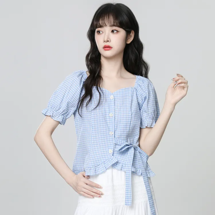 法式蓝色方领格子衬衫女夏2025夏季新款泡泡袖收腰系带衬衣短上衣