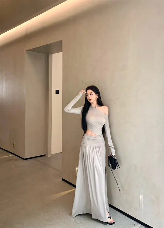 设计感气质垂感辣妹镂空修身显瘦白色连衣裙22702#