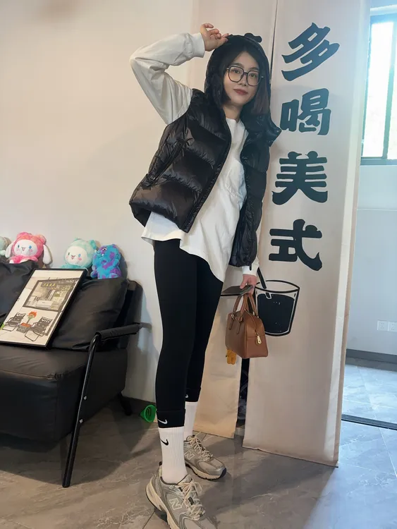 网红4.0升级版短款时尚百搭宽松连帽加厚保暖立领冬款马甲8801