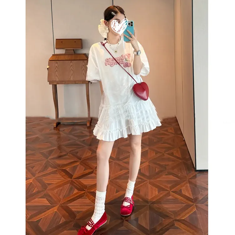 「轻纱泡影」拼蕾丝镂空网纱假两件下摆木耳边圆领T恤连衣裙