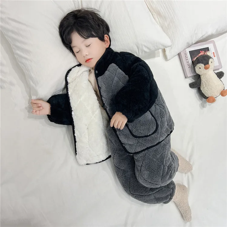 防寒零下穿男童珊瑚绒睡衣冬款三层夹棉加绒加厚婴儿童家居服套装