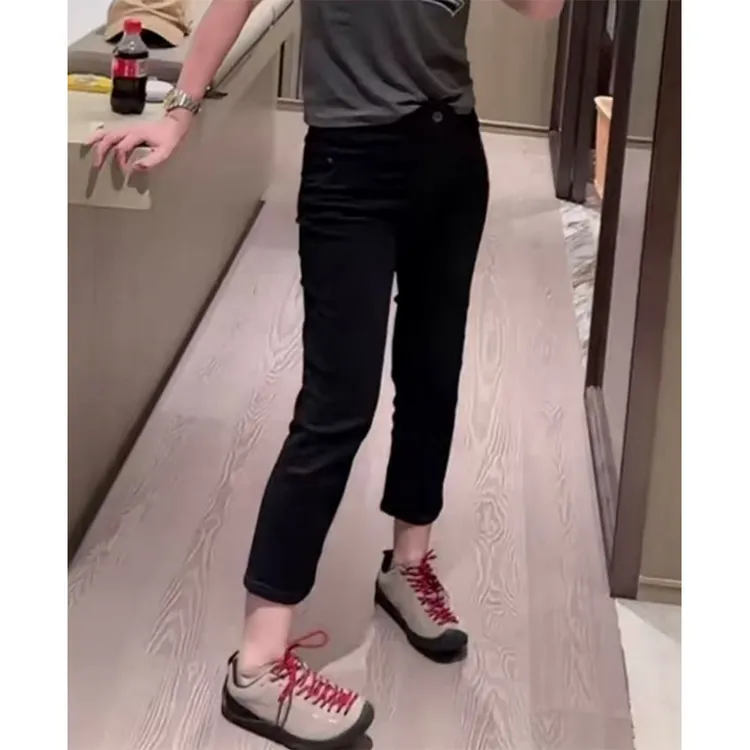 萱贝纯气质时尚百搭直筒牛仔裤女2025秋季新款修身显瘦九分烟管裤