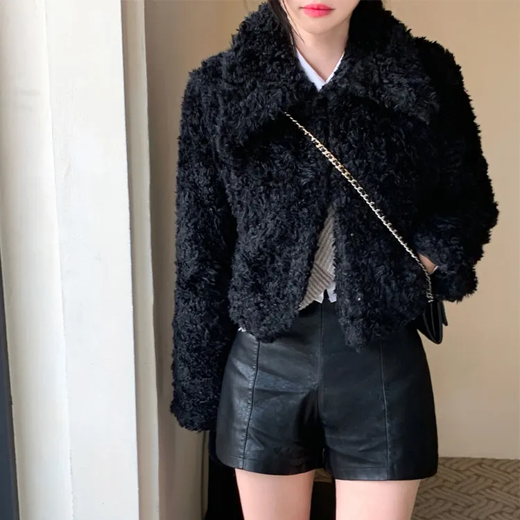 人造皮草 2025冬季女加厚黑色小香风皮草羊羔毛短款卷卷毛外套