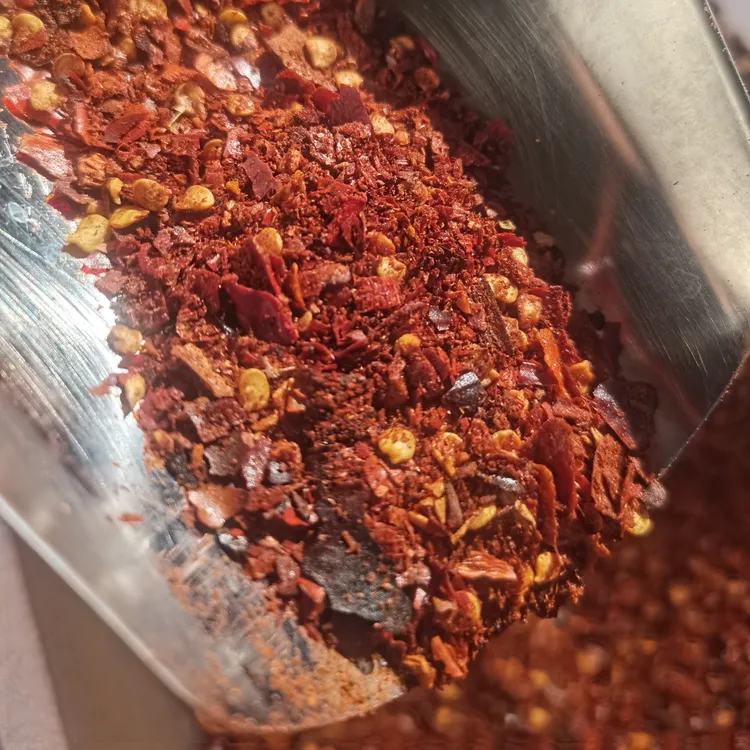 贵州柴火糊辣椒面辣椒粉舂碎可作水煮菜蘸料火锅蘸水的蘸水辣椒面