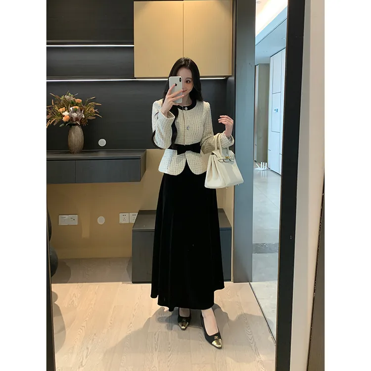 XINYI【香颂千金】秋季格纹小香外套+丝绒长半裙套装女X625T15830