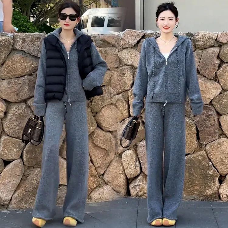 拉夏贝尔休闲运动服套装女2025秋冬新款连帽卫衣马甲阔腿裤三件套