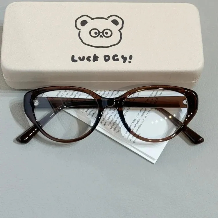 美拉德猫眼近视眼镜女纯欲百搭防蓝光超轻平光镜素颜可配度数