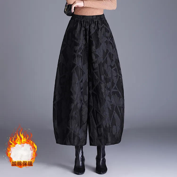 高档国风提花阔腿裤女配靴子秋冬新款保暖加厚棉裤九分花苞裤靴裤