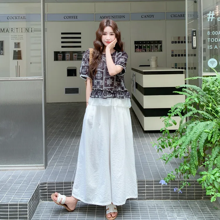 复古民族风印花上衣阔腿裙裤2025夏季新款休闲气质显瘦通勤风套装