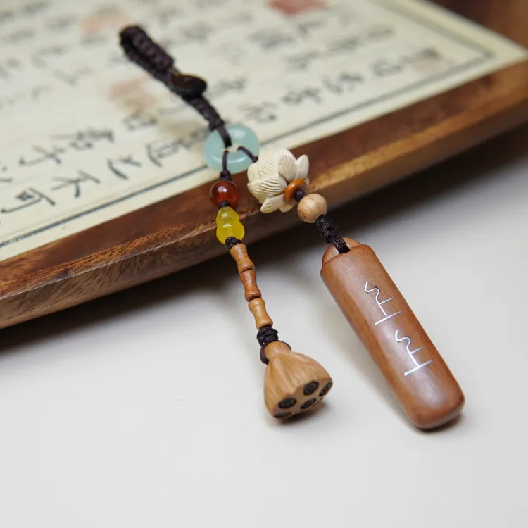 【上上签】天然桃木牌 莲蓬莲花配饰 钥匙挂手机挂包挂L0208