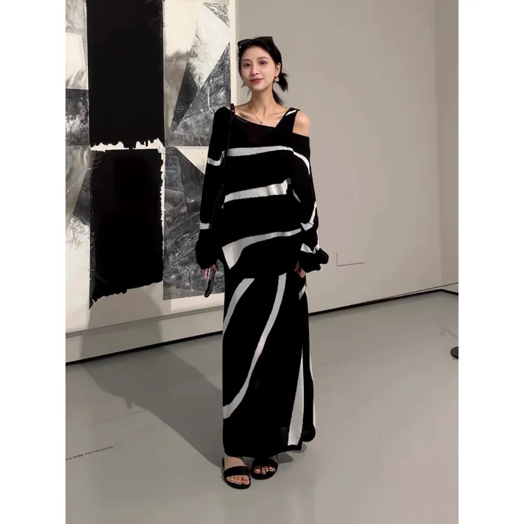 针织吊带连衣裙+休闲长袖上衣2025夏季新款防晒时尚两件套套装