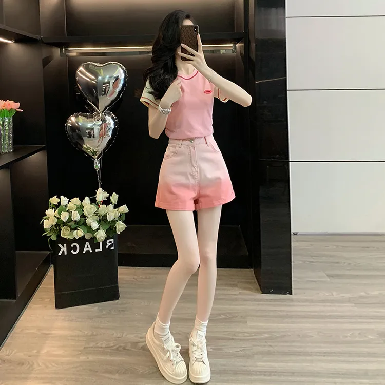 撞色插肩袖圆领t恤女半袖甜辣妹短款上衣渐变粉色牛仔短裤a字热裤