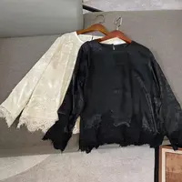 【蝶知秋】（美美蕾丝边）圆领百搭宽松长袖打底衫 女士复古黑色秋冬