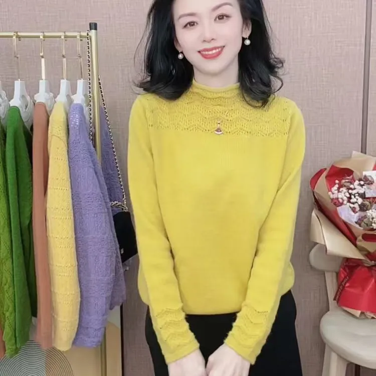 纯色常规镂空针织毛针织衫宽松显瘦轻奢时尚毛衣长袖针织衫女