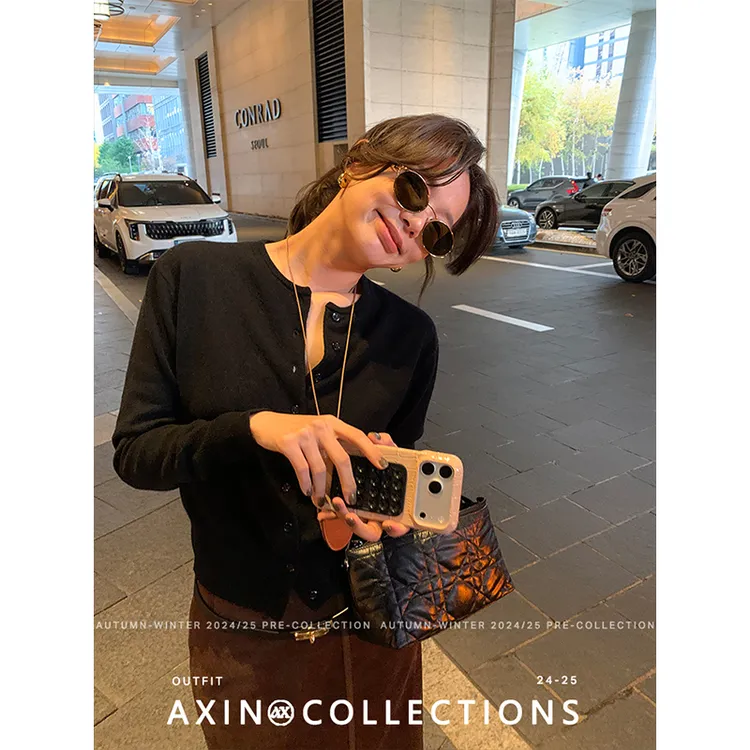 阿昕亮晶晶 超绝版型 26支羊绒羊毛显腰线单排扣圆领开衫AX250520