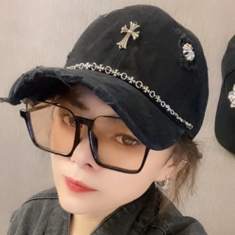 时尚复古破洞牛仔棒球帽韩版百搭软顶鸭舌帽显脸小
