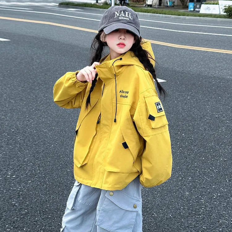 女童2025新款秋装冲锋衣中大童女孩连帽宽松外套百搭休闲拉链服潮
