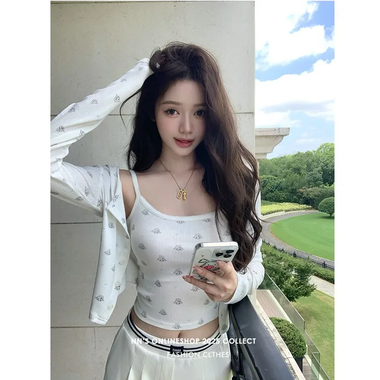 春夏时髦纯欲懒惰风女装吊带背心开衫两件套性感薄款修身百搭套装