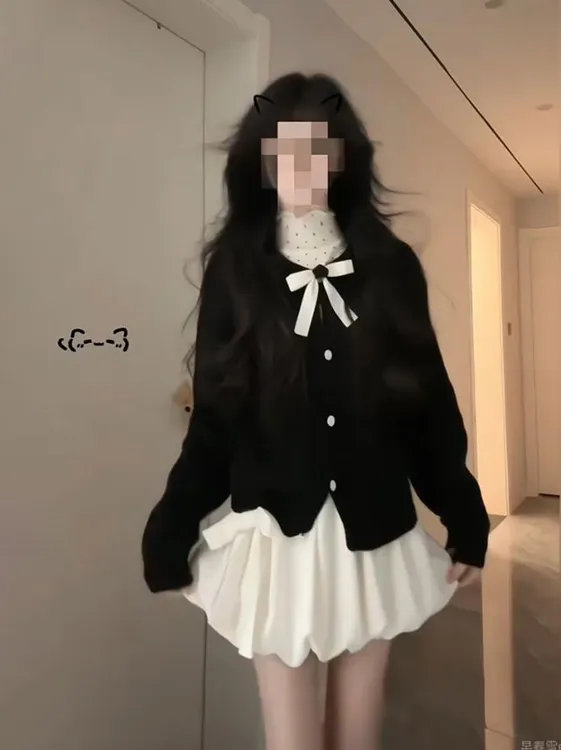 韩系miu系千金风穿搭套装女秋冬季波点打底针织开衫花苞裙三件套