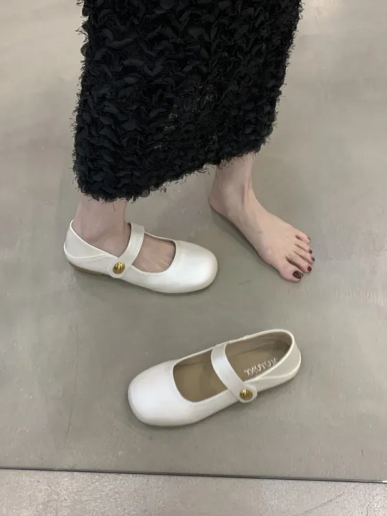 平底单鞋女2025夏秋新款配裙子气质软底豆豆鞋法式玛丽珍女