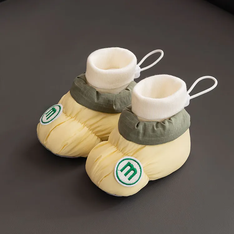 冬季婴儿棉鞋软底男女宝宝鞋袜保暖加厚加绒鞋子0-1岁12月