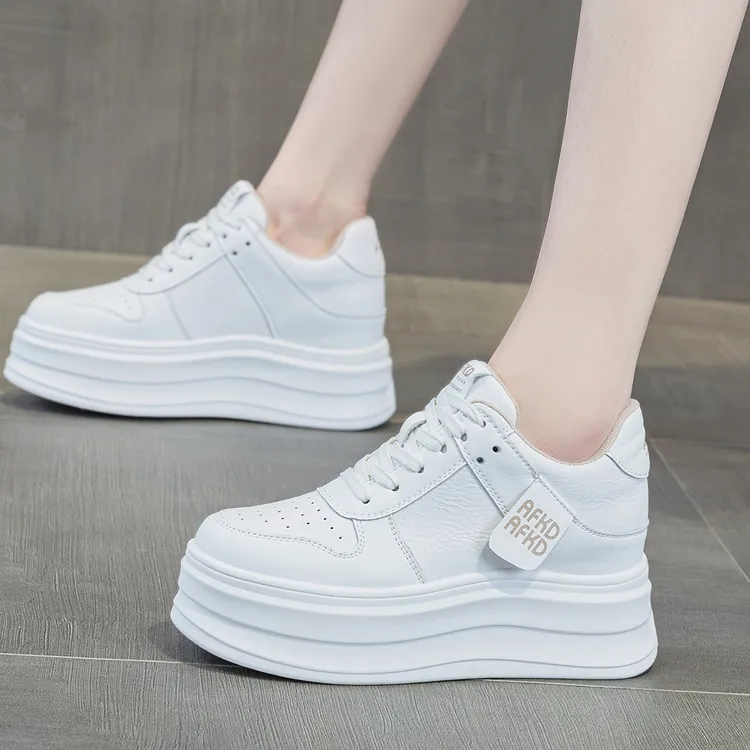 真皮小白鞋女2025春季爆款小个子内增高女鞋8cm运动休闲厚底板鞋