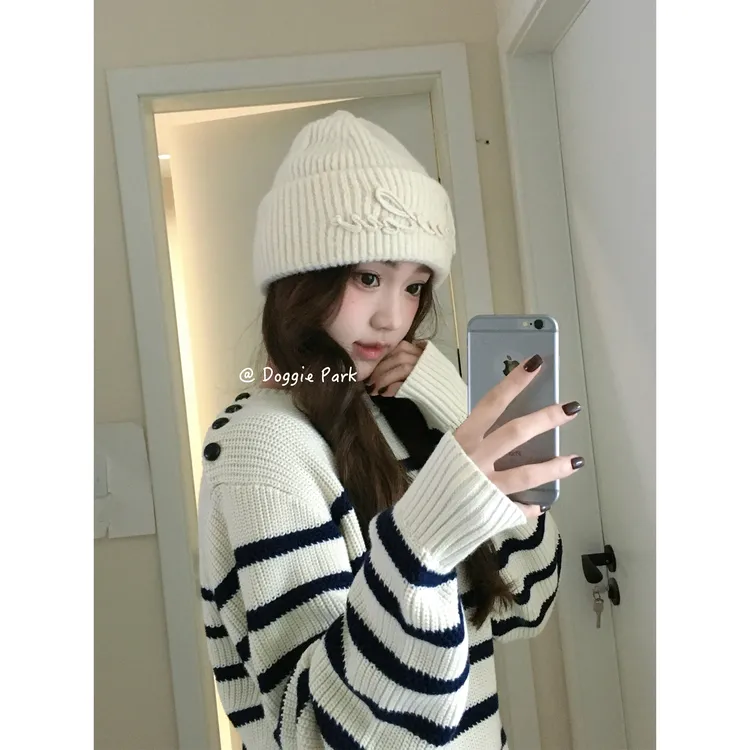 狗狗公园 | 字母线条加厚针织帽秋冬保暖护耳毛线帽百搭显脸小