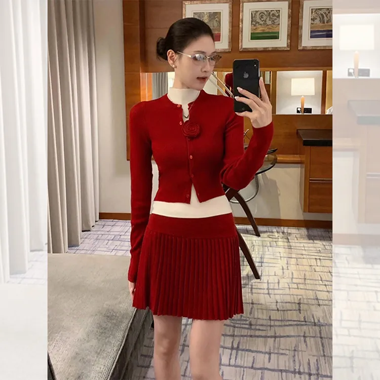 韩系入冬漂亮出片厚衣服炸街一整套衫搭配百褶裙一整套韩系ins风