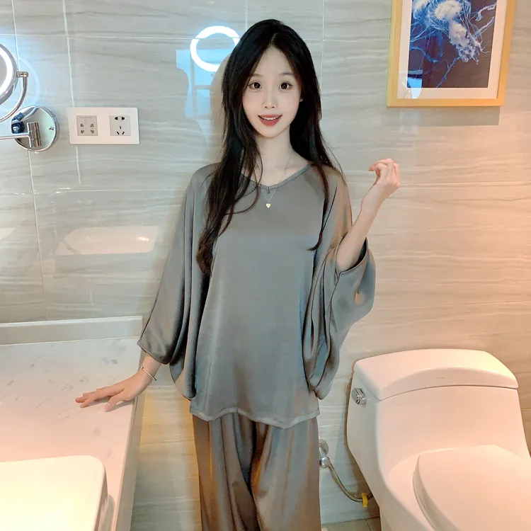 高级感宽松冰雪丝V领舒适蝙蝠袖家居服慵懒简约两件套装
