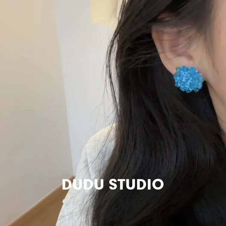 铜合金耳饰 超显白~蓝色绣球花朵串珠耳钉无耳洞耳夹女贴面耳A63
