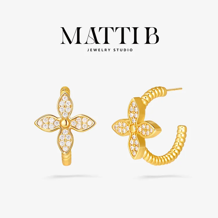 铜合金合成锆石耳饰 纽纹四叶草高级简约气质百搭爆款耳钉女2087 