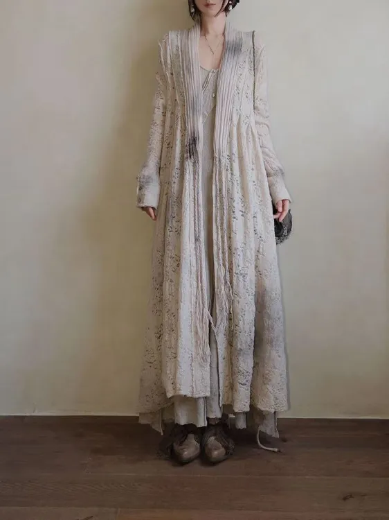 NatureDye 【美侖美奂】AT362596 植物染羊毛镂空外披气质休闲