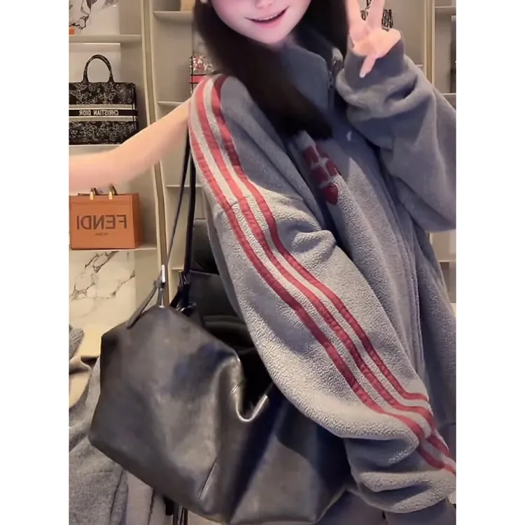 2025秋冬季新款字母设计感毛绒拉链开衫外套女加厚慵懒风立领上衣