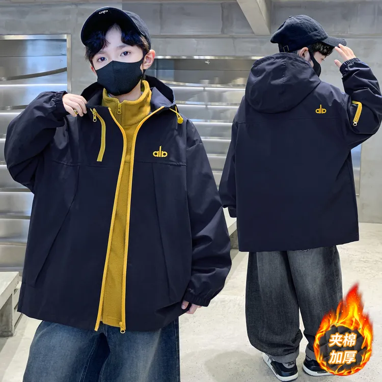 儿童装男童冲锋衣三合一可拆卸2026新款大童外套秋冬装夹棉服冬季