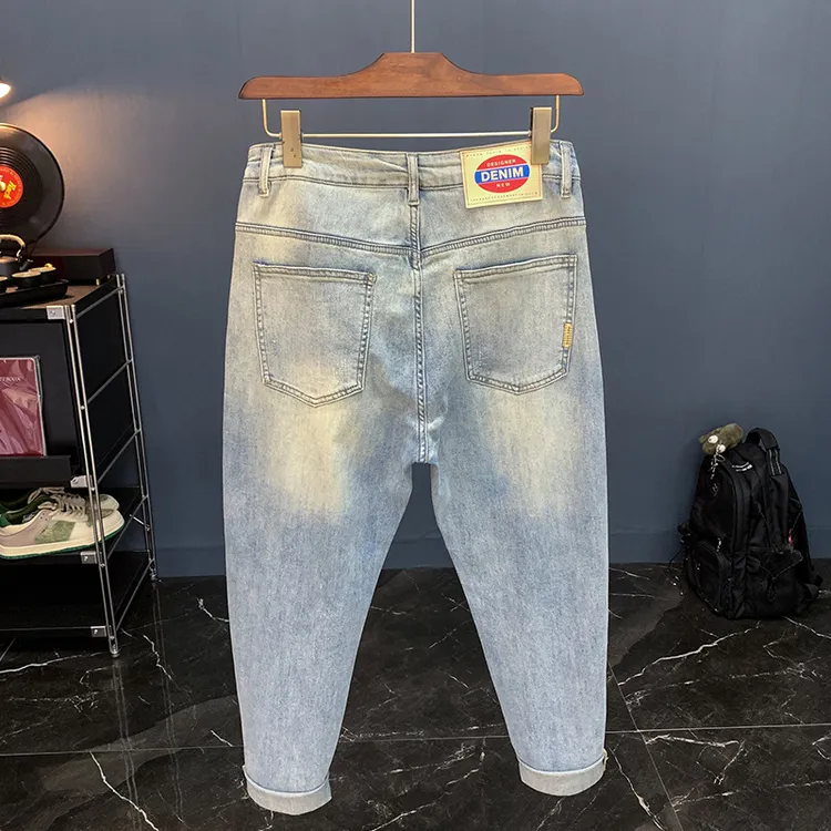 2025新款男士破洞牛仔裤男潮牌秋季薄款水洗修身显瘦九分小脚裤子