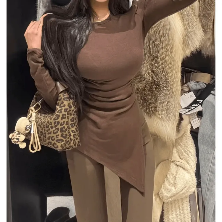 现货~2025新款设计款不规则打底衫秋冬长袖修身加绒内搭女上衣潮