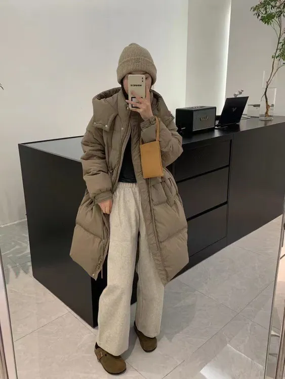 秋冬韩版收腰显瘦大码保暖外套纯色极简风拼接连帽长款棉服411253