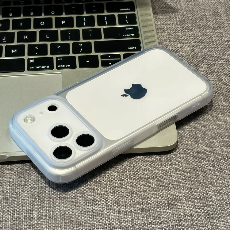 欧克里里磨砂透白适用苹果16/17promax手机壳15/14全包镜头12/13