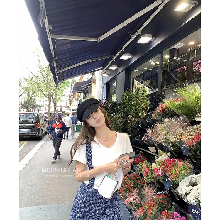 简约时尚气质夏季新款2025白色短袖T恤上衣高腰小香风背带裤套装