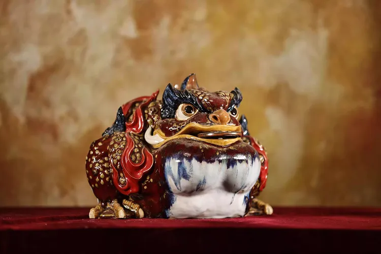 三足蟾蜍店铺客厅开业礼品陶瓷创意工艺品