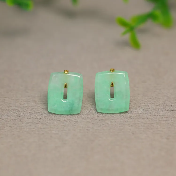 #G598 18K金镶嵌冰种阳绿缅甸天然A货翡翠方糖福贝耳钉耳饰