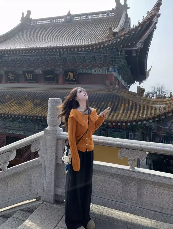 2025秋季新款韩系翻领针织衫女一字领露肩针织衫百搭休闲裤套装